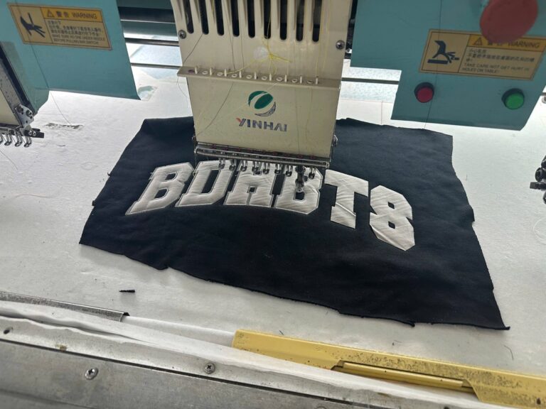 Kĩ thuật thêu xưởng áo thun say happy11,121