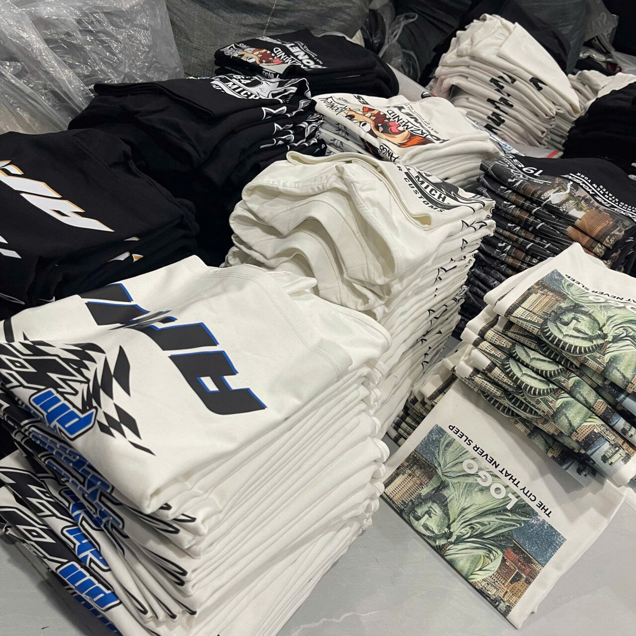 Sản xuất áo thun POD kho phôi sẵn