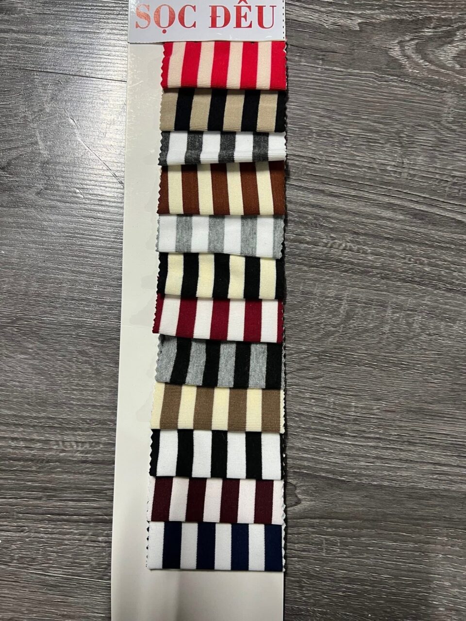 sản xuất áo thun sọc tại xưởng may Say Happy tphcm với form boxy local brand