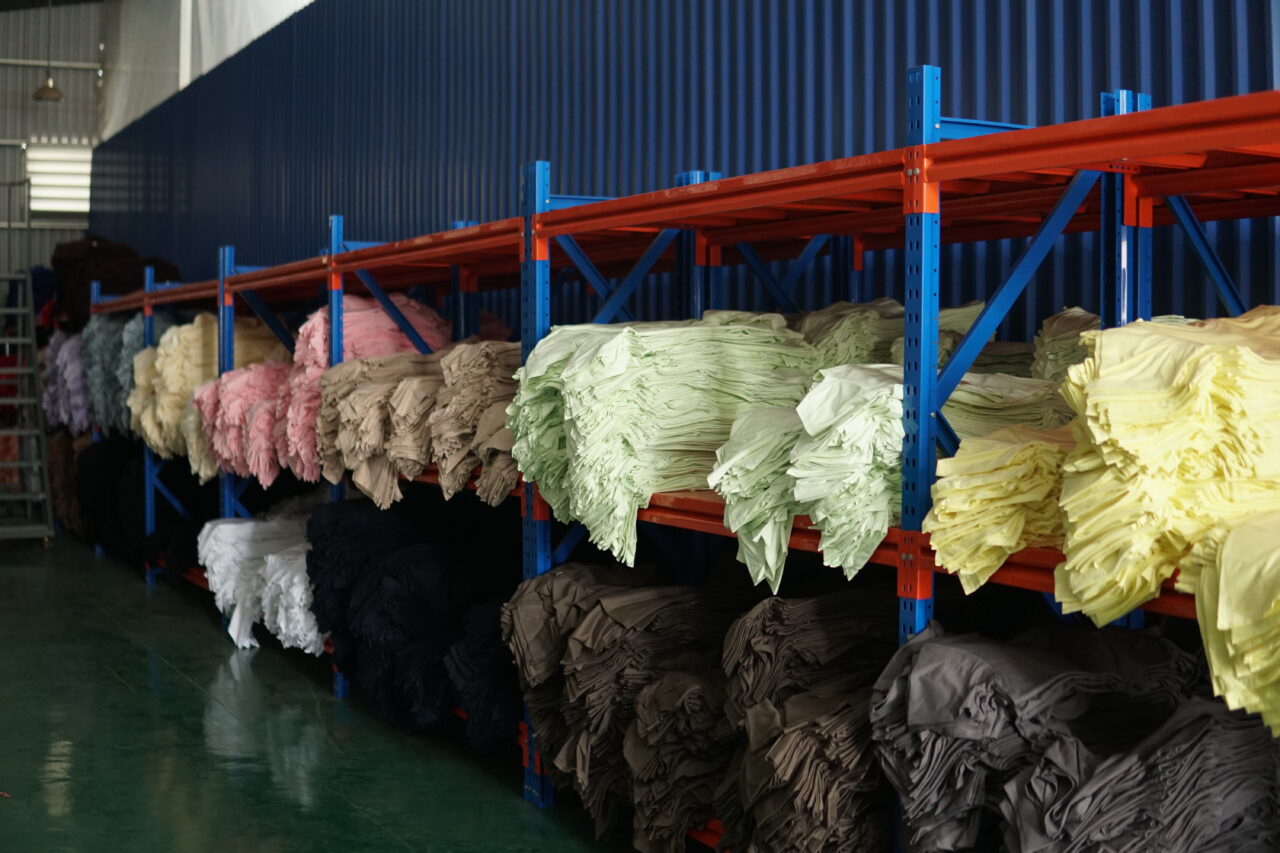 xuong may ao thun tphcm say happy san xuat so luong lon